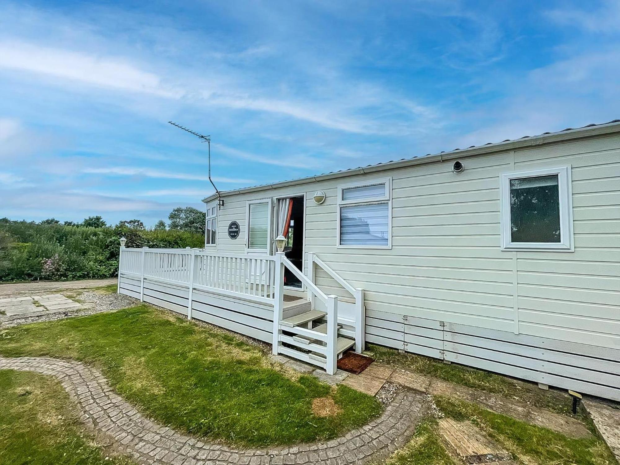 Great Dog Friendly Caravan To Hire With Field Views In Norfolk Ref 10132B Belton with Browston Exterior foto